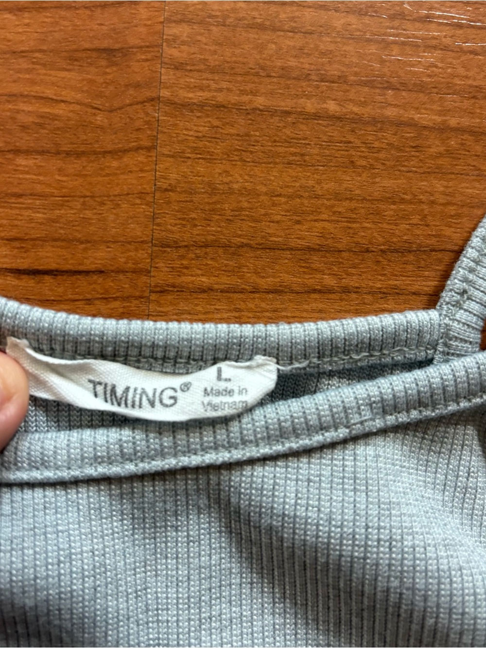 Timing Ribbed High-Neck Crop Top - Picture 2 of 2